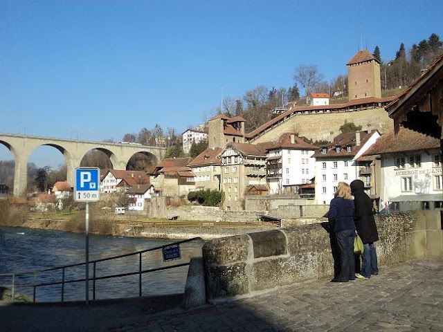 LUCIA TORRES en «MIRADAS DISONANTES» de «FOTOGRAFIA ARGENTINA CONTEMPORANEA» en Friburgo, Alemania; 2012