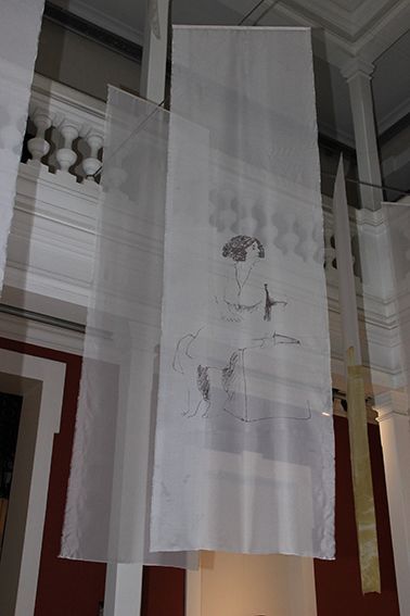 LUCIA TORRES - Instalación «Migrante» en María Elena Kavetz Gallery, Córdoba