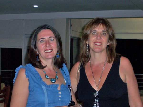 LUCIA TORRES «XXXVIII Salón de Arte Sacro de Tandil» PRIMER PREMIO con «El Ángel del Artista» Año 2010