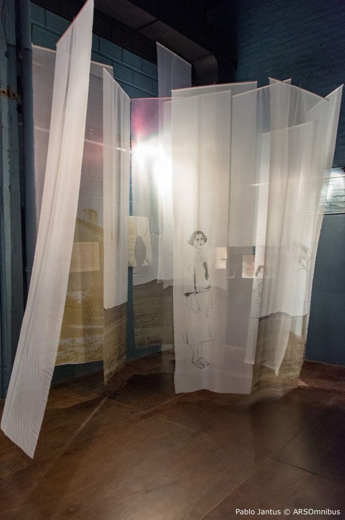 LUCIA TORRES «eNTRe - MoRaDaS» en BARDOVISUAL