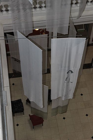 LUCIA TORRES - Instalación «Migrante» en María Elena Kavetz Gallery, Córdoba