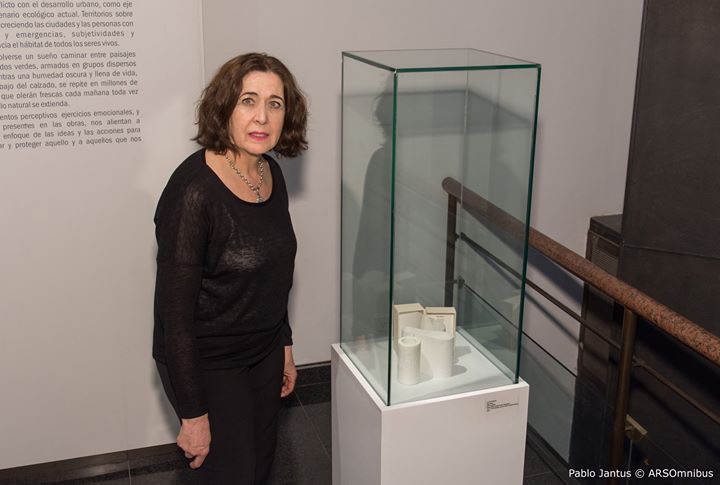 LUCIA TORRES con «Serie VIDA» en «Otras tramas entre la ruta de tus pasos NATURALEZA Y URBANISMO» del «GRUPO 5» Erman-Leiva-Torres-Blasbalg, en el Museo Banco Provincia de Buenos Aires