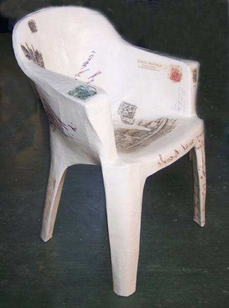 LUCIA TORRES «LO QUE QUEDA DEL VIAJE» en «La Casa del Artista» Técnica mixta - Año 2009