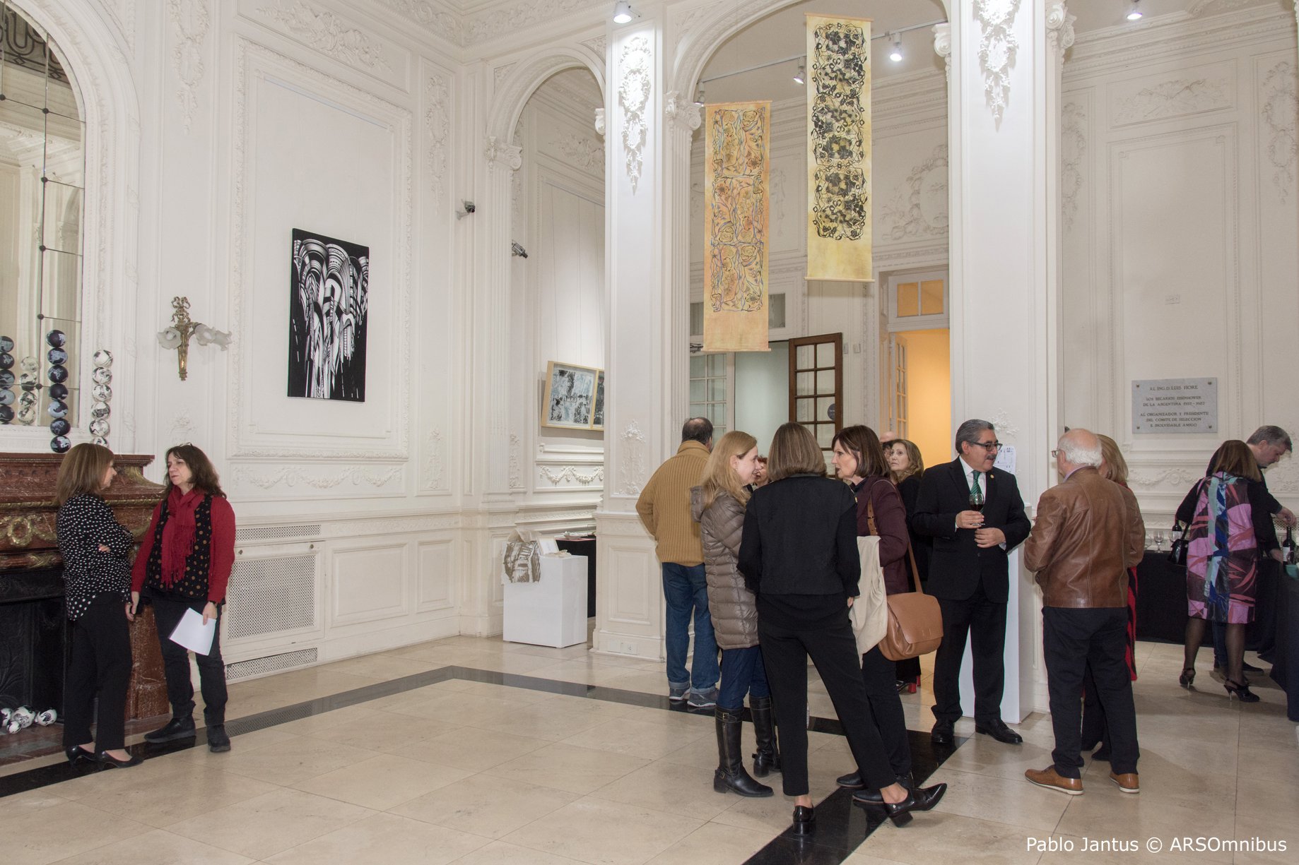 «ENTRE PAPELES» Constelaciongráfica, ICANA White Hall, CABA