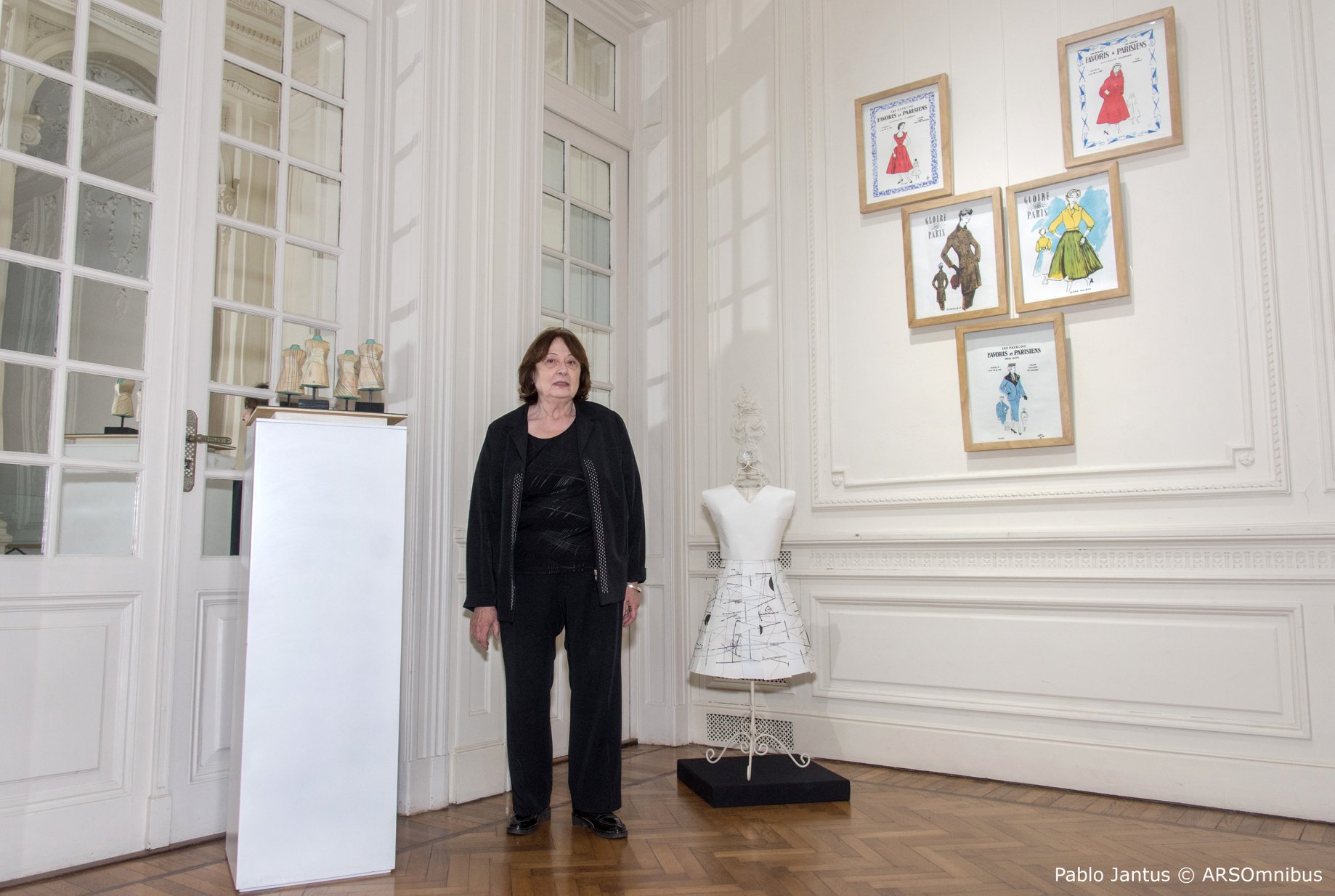 «ENTRE PAPELES» Constelaciongráfica, ICANA White Hall, CABA