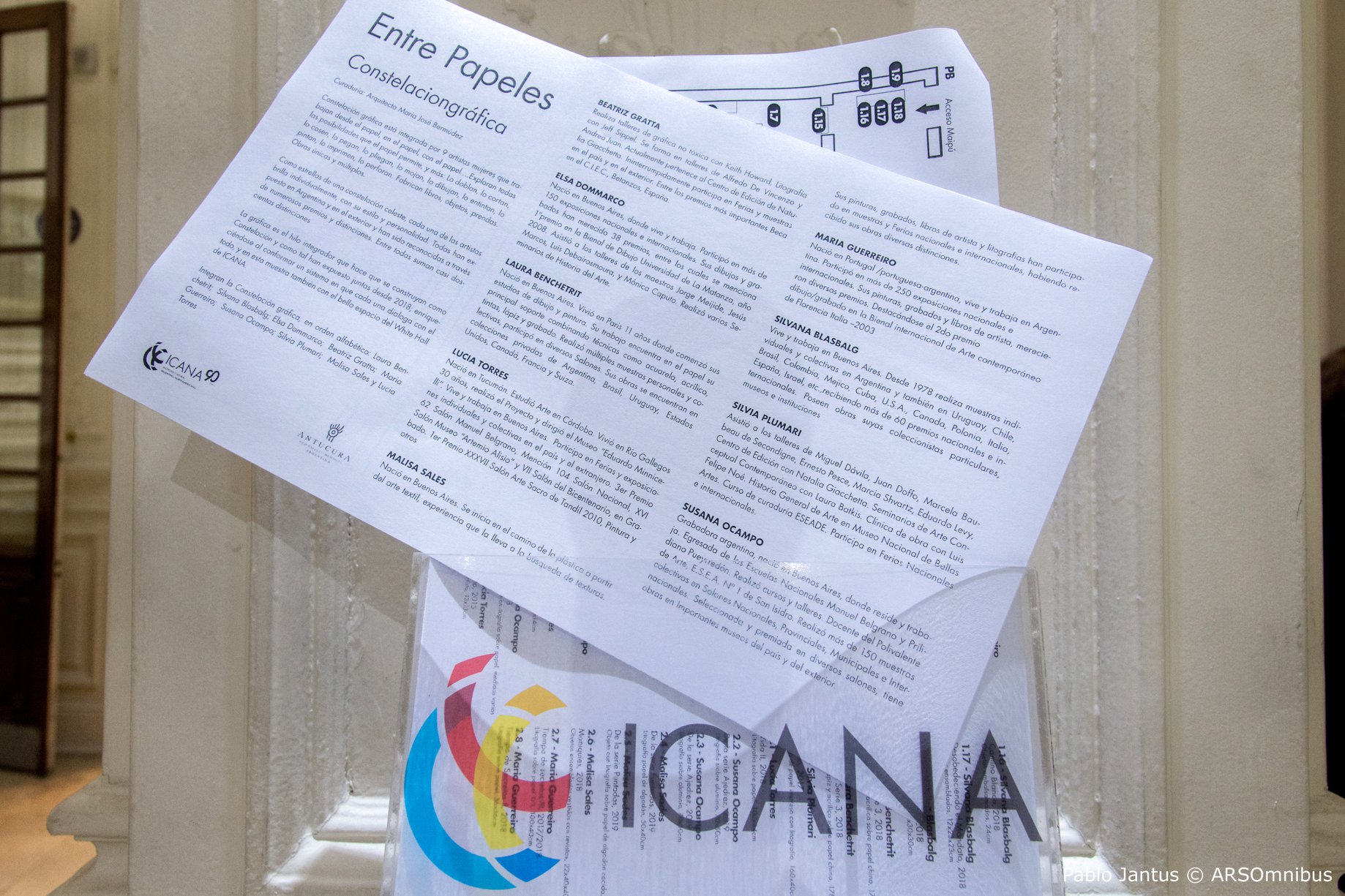 «ENTRE PAPELES» Constelaciongráfica, ICANA White Hall, CABA