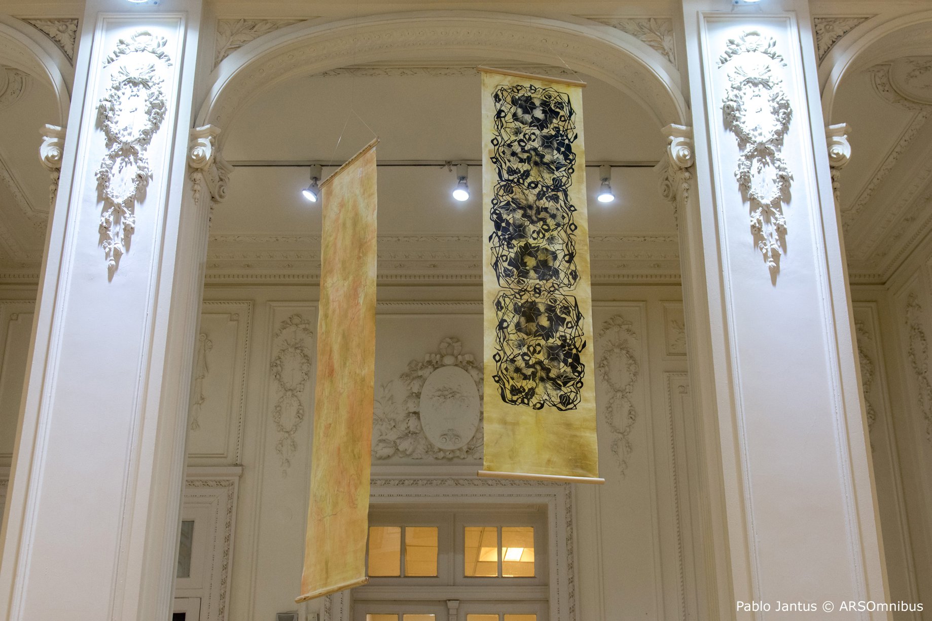 «ENTRE PAPELES» Constelaciongráfica, ICANA White Hall, CABA