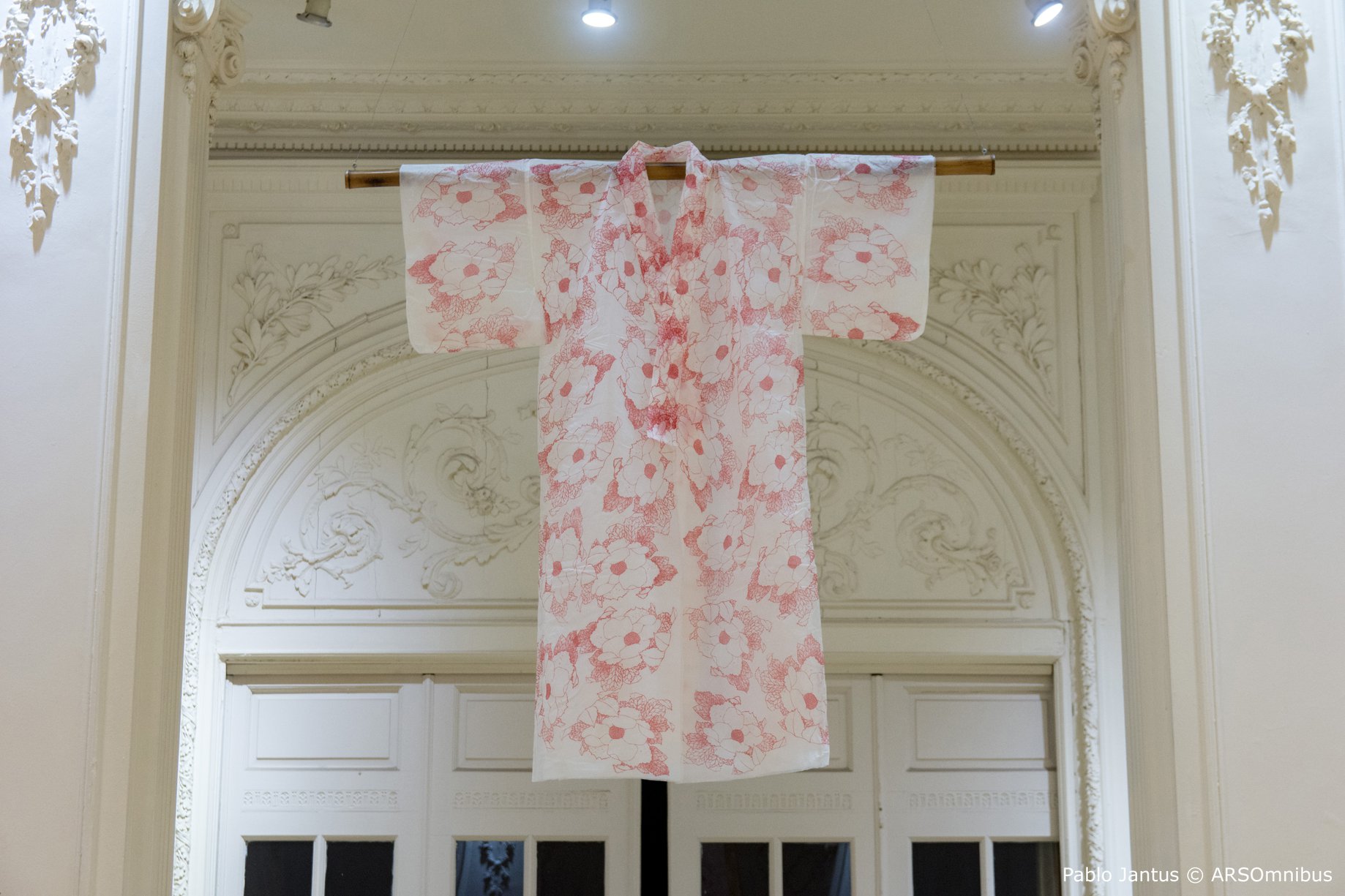 «ENTRE PAPELES» Constelaciongráfica, ICANA White Hall, CABA