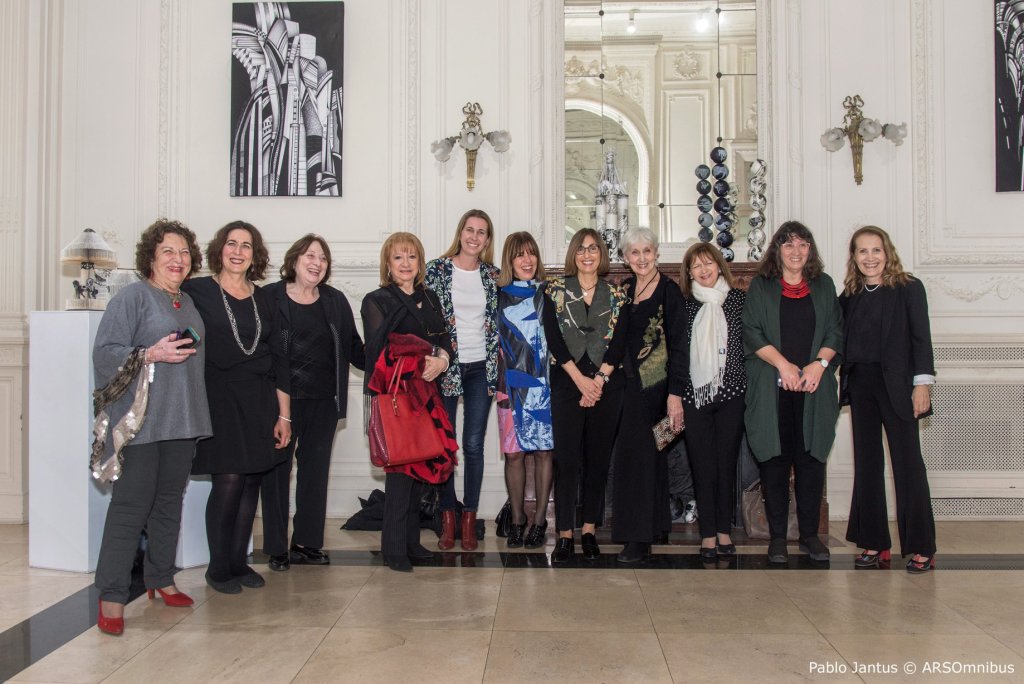 «ENTRE PAPELES» Constelaciongráfica, ICANA White Hall, CABA