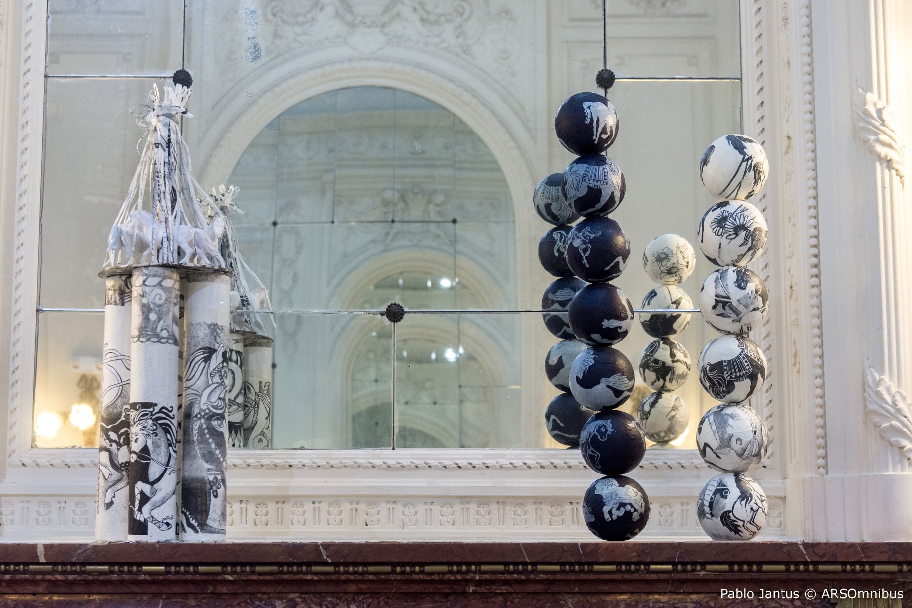 «ENTRE PAPELES» Constelaciongráfica, ICANA White Hall, CABA