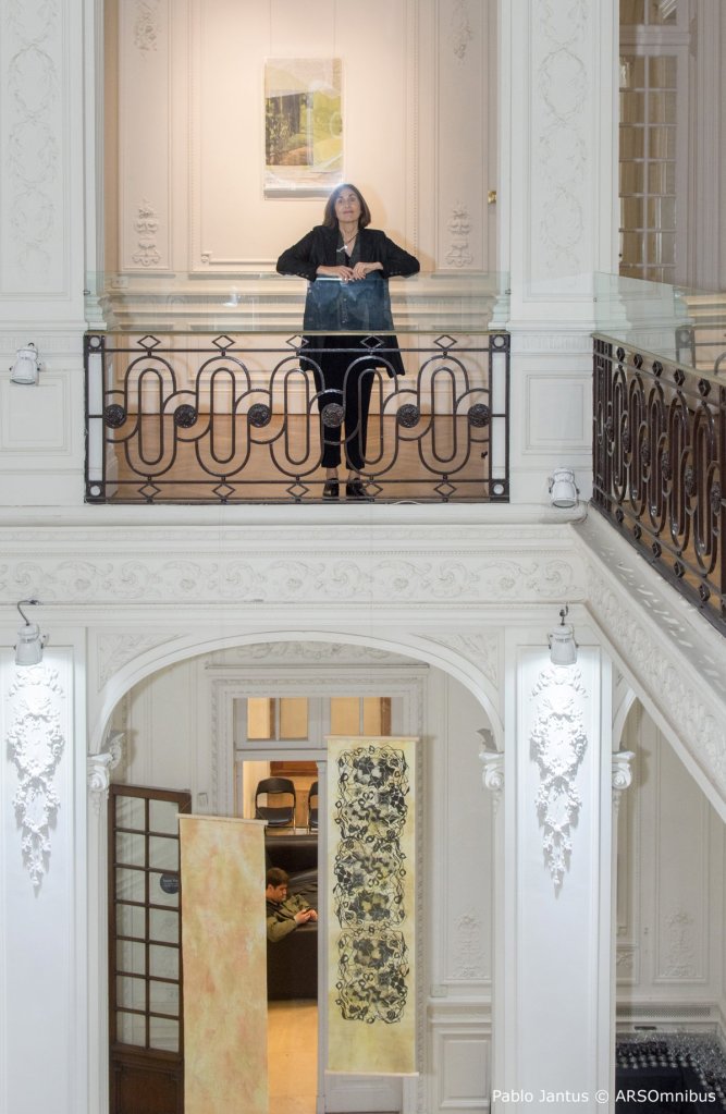 «LUCIA TORRES» con «VIDA», en «ENTRE PAPELES» Constelaciongráfica, ICANA White Hall, CABA