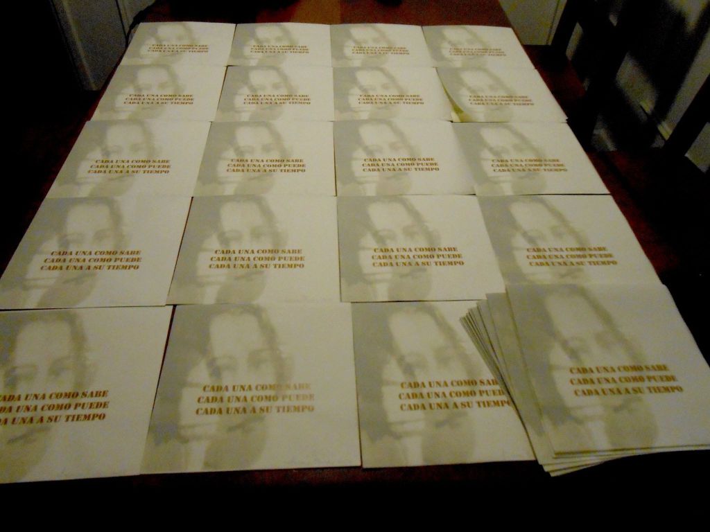 LUCIA TORRES «ELLA es RESILIENCIA» Litografía sobre Poliester - 20x20cm – Año 2014, en EL+LA «ArteBA» Edición 23 - 2014