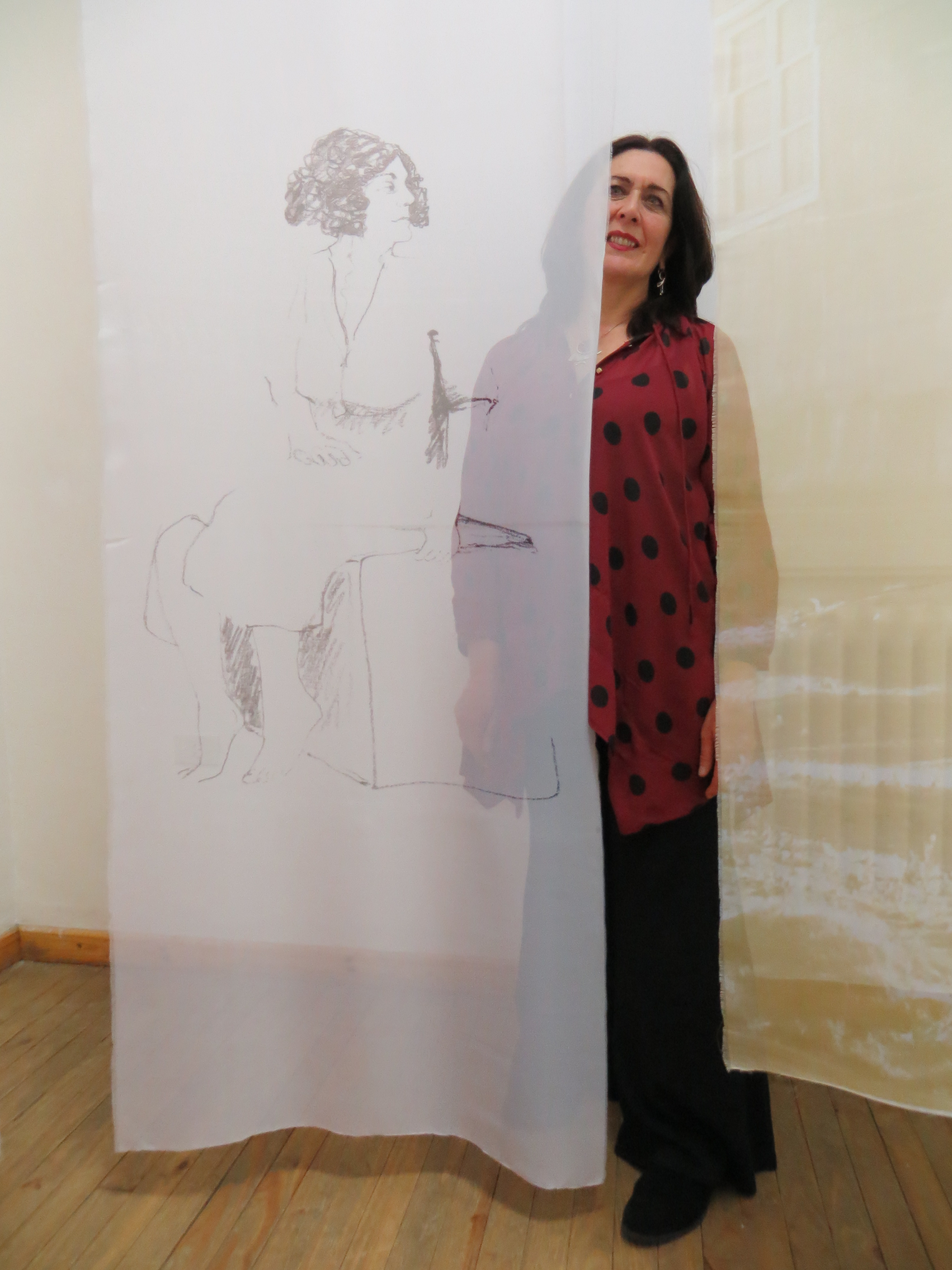 LUCIA TORRES - Instalación MIGRANTE en «NATURALEZA Y URBANISMO» con «GRUPO 5» en el Museo de Arte Eduardo Minnicelli, Río Gallegos