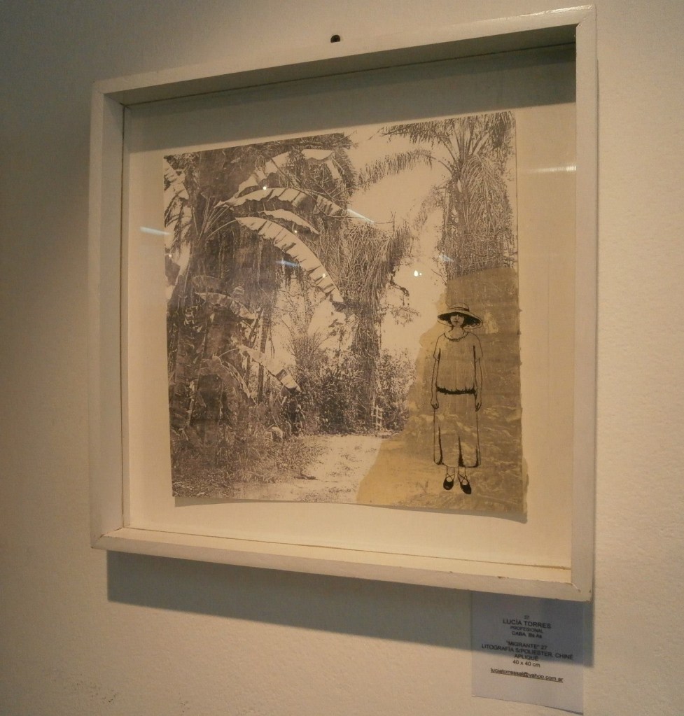 LUCIA TORRES «MIGRANTE 27» Litografía en Poliester - 40x40cm - Año 2013 «Salón de Pequeño Formato - ARTES VISUALES 2014» en el Museo Bellas Artes Bonfiglioli en Villa María, Córdoba