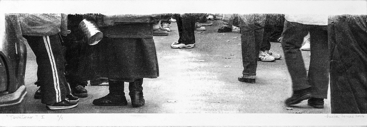 LUCIA TORRES «TERRITORIO» I – Transfer 19x56cm – Año 2007